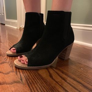 Black Toms ankle bootie heels